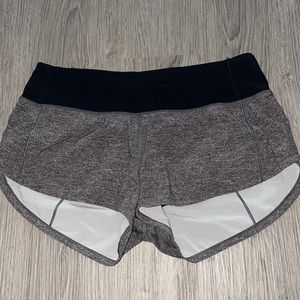 lulu lemon speed up shorts. size 2 regular length